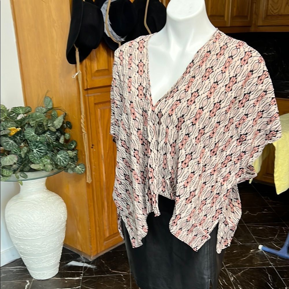 Patterned Women's Sweater - Picture 6 of 8